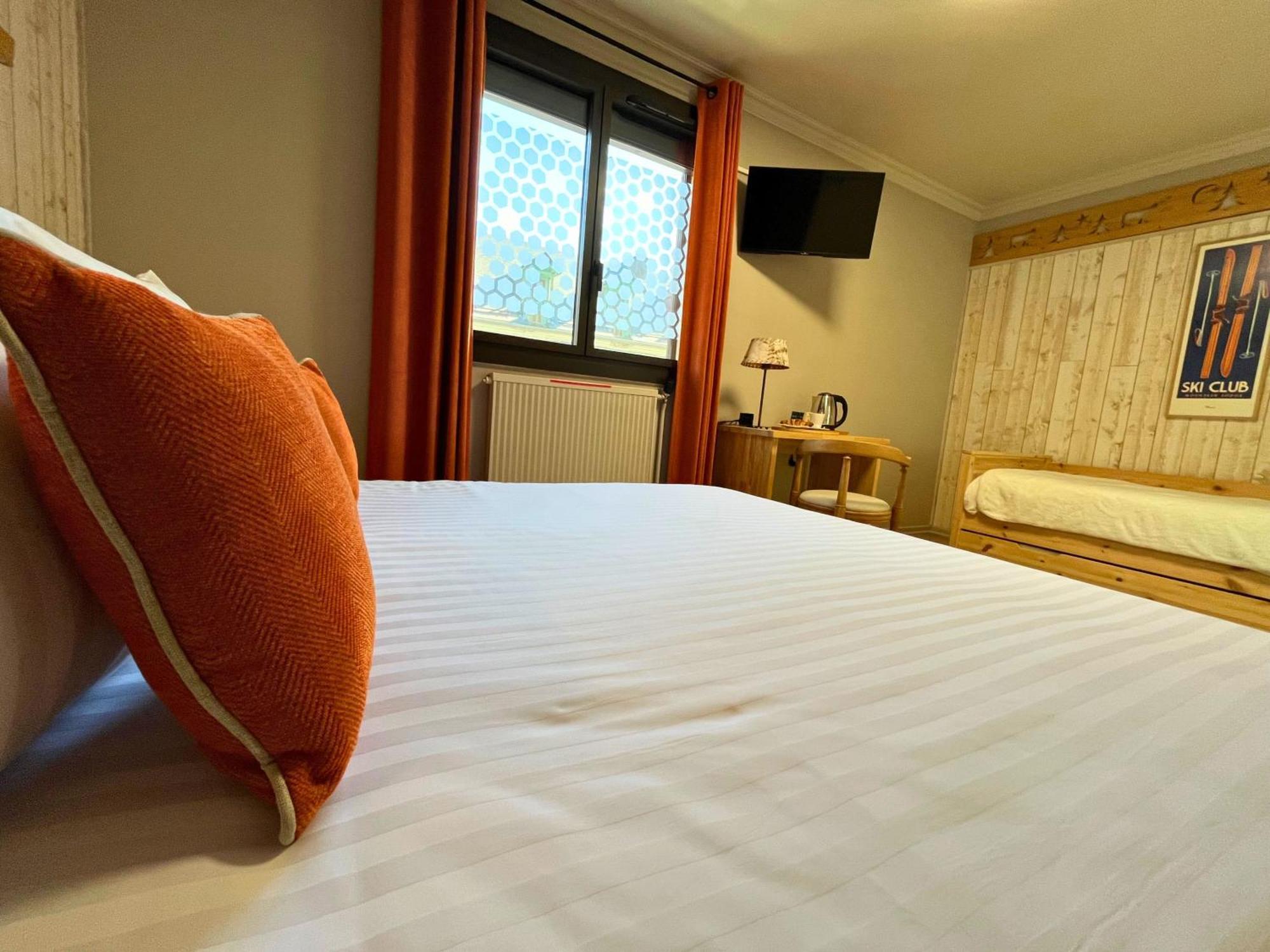 Hotel La Rencluse Saint-Mamet Eksteriør bilde